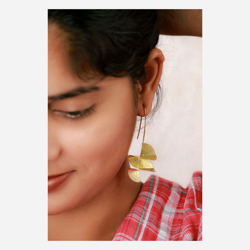 Twisted Golden Leaf - The Earth Store - Fashion Accessories